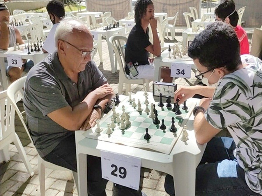 Campeonato de Xadrez reúne mais de 100 jogadores de Muriaé e região –  Prefeitura de Muriaé
