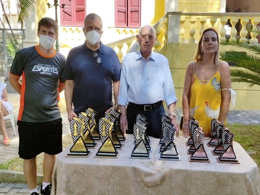 IX CAMPEONATO MUNICIPAL DE XADREZ NA PRAÇA CORONEL PACHECO DE MEDEIROS -  Fundarte Muriaé