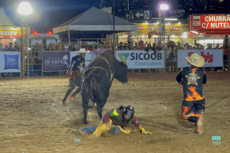 2º dia da Festa de Peão Boiadeiro de Muriaé promote agitar o público neste  sábado