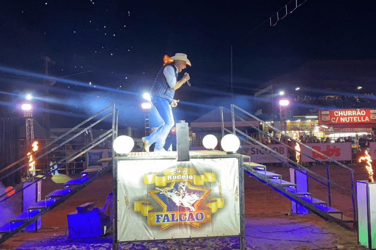 2º dia da Festa de Peão Boiadeiro de Muriaé promote agitar o público neste  sábado