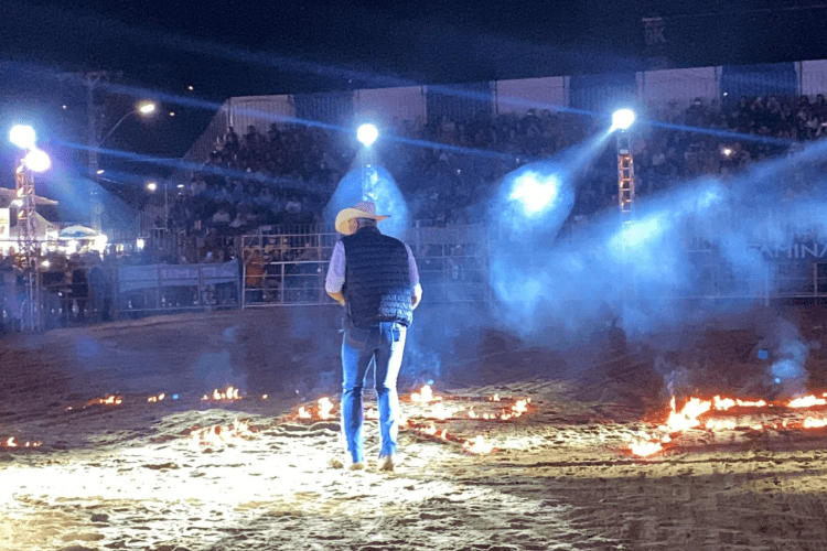 2º dia da Festa de Peão Boiadeiro de Muriaé promote agitar o público neste  sábado